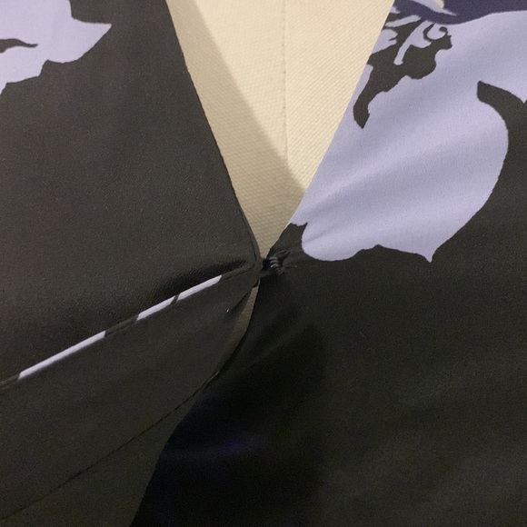 BANANA Republic Navy Color Floral Design Maxi Dress Size S- Like New. - Picture 12 of 15